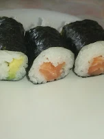 Sushi Mit Avocado Und Lachs